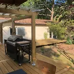 Βίλα Evasion Nature Maison & Glamping Grayan-et-l'Hopital