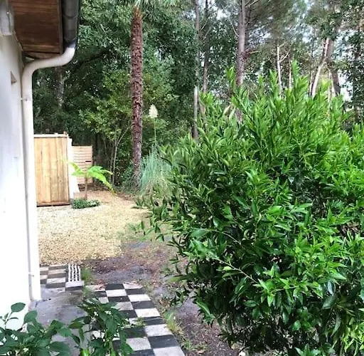 Evasion Nature Maison & Glamping Вилла Grayan-et-l'Hopital