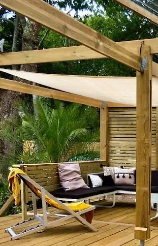 Вилла Evasion Nature Maison & Glamping Grayan-et-l'Hopital